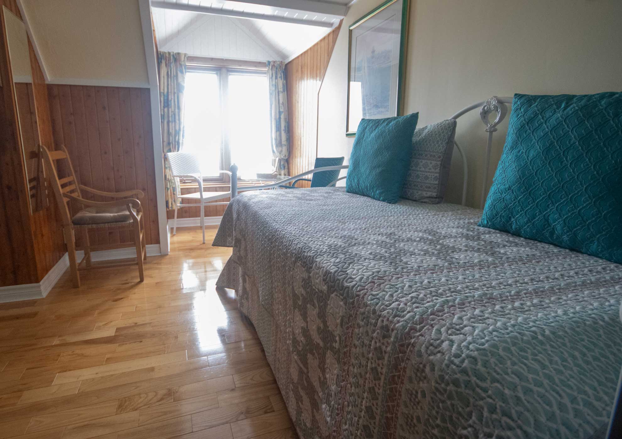 chambre-suite-champetre-manoir-hortensia-charlevoix-03
