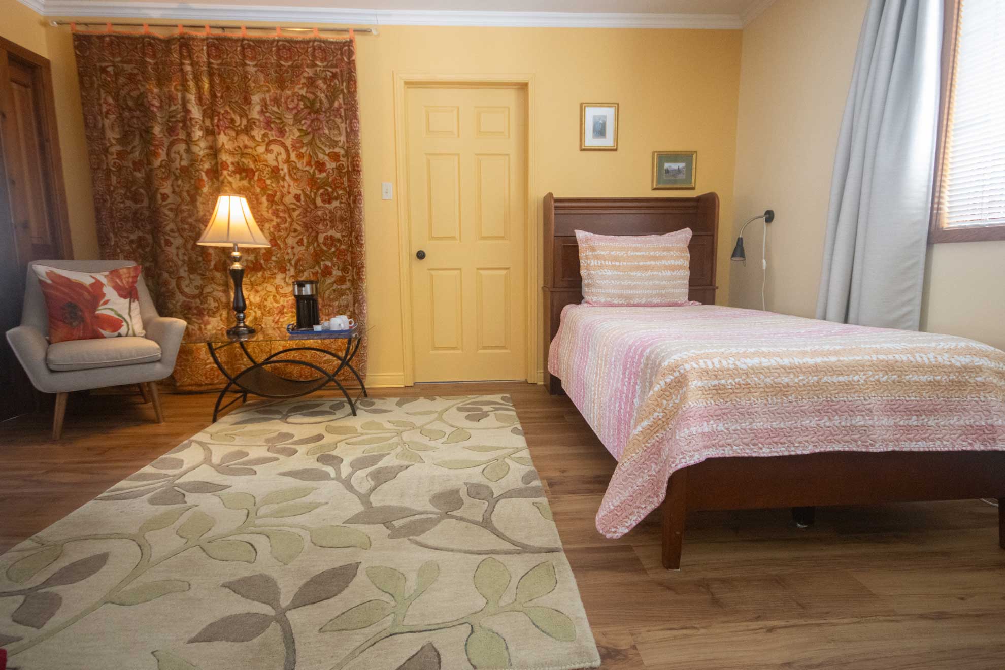 chambre-suite-jardin-manoir-hortensia-charlevoix-06